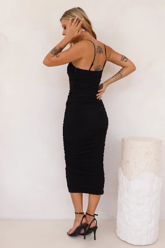 Whirlwind Of Love Midi Dress Black