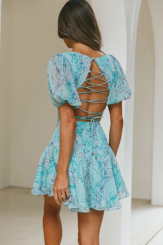 Petite Cherie Puff Sleeve Lace-Up Back Dress Leaf Print Mint