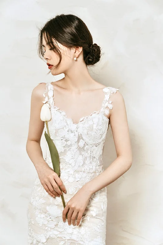 Sheath Sweep-Brush Train Lace Tulle Wedding Dress CW3068